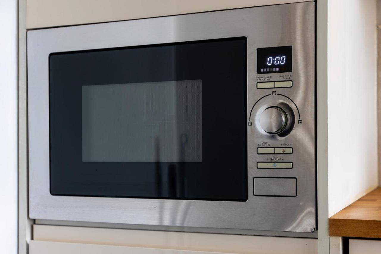 Entire Luxurious Flat Sleeps 4 Persons Appartement Londen Buitenkant foto